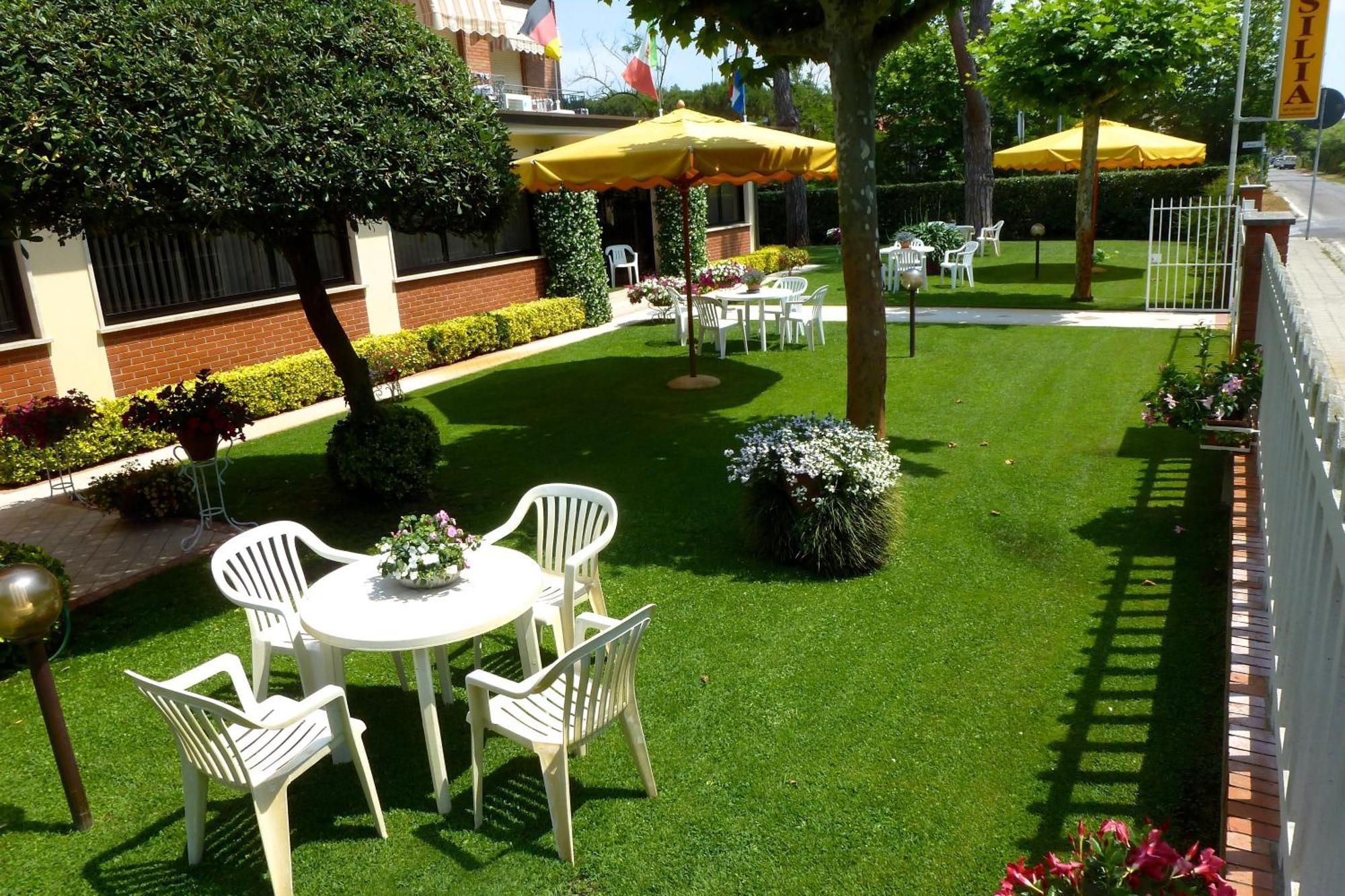 Hotel Versilia Camaiore Bagian luar foto